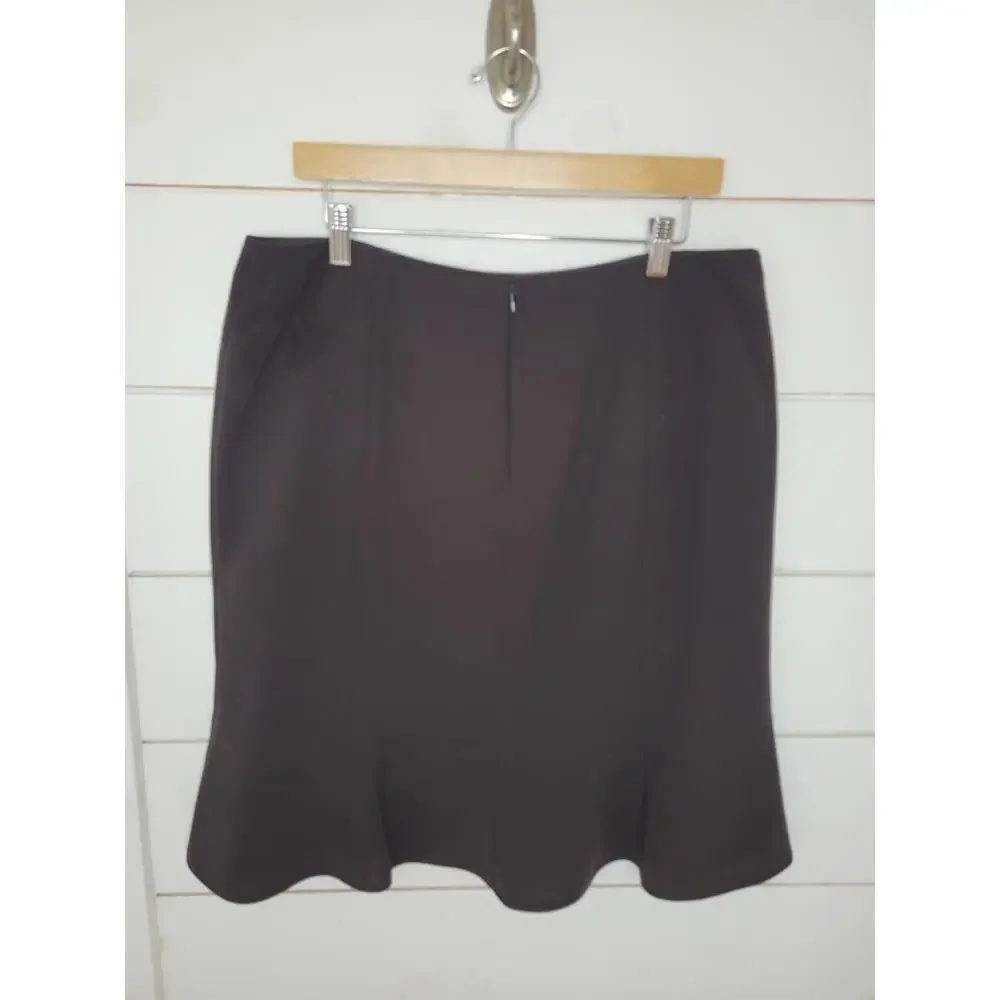 Tahari size 16